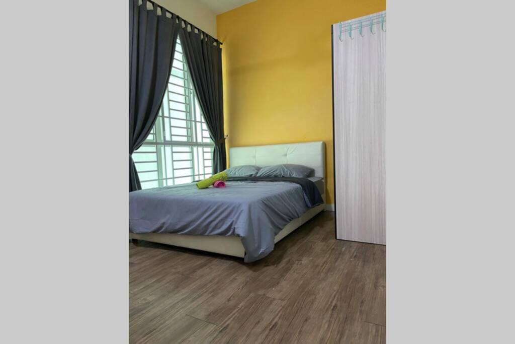 Baojuwu@2 Bedrooms Akademik Suites Austin Height Johor Bahru Luaran gambar