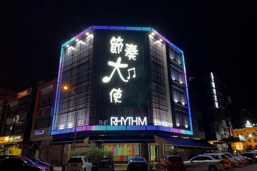 Baojuwu@2 Bedrooms Akademik Suites Austin Height Johor Bahru Luaran gambar