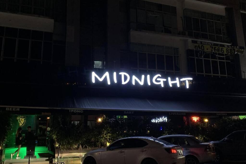 Baojuwu@2 Bedrooms Akademik Suites Austin Height Johor Bahru Luaran gambar